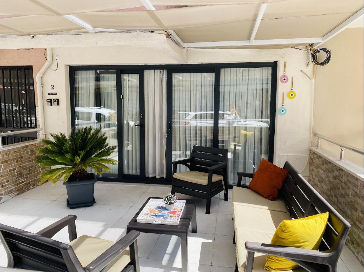 Ezgi'S Apartment With Terrace In Marmaris Kültér fotó