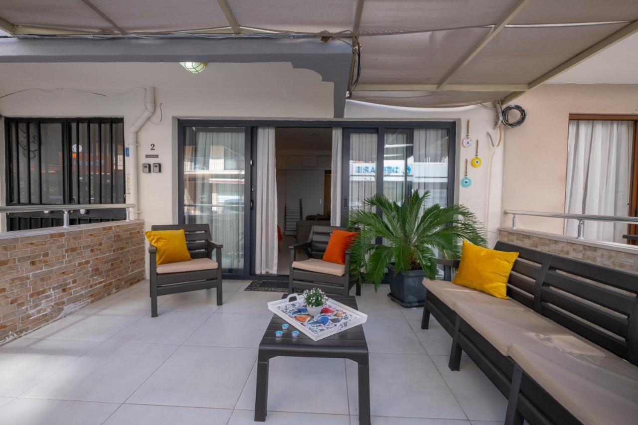 Ezgi'S Apartment With Terrace In Marmaris Kültér fotó